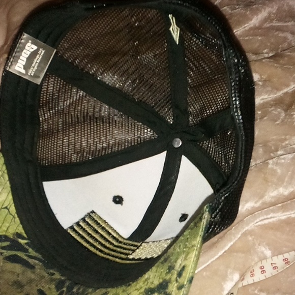 Pugs new camo cap - Picture 6 of 7